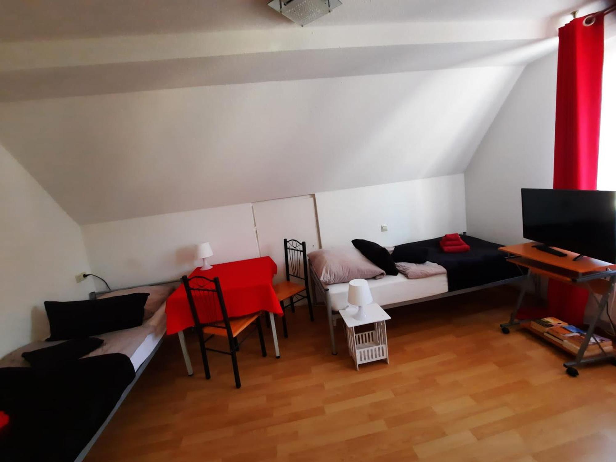 Ferienwohnungen Calwer Höfle Marktplatz - Firmen, Handwerker, Monteure willkommen Zimmer foto